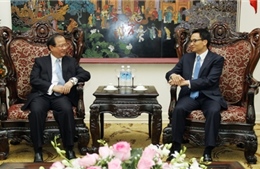 Phó Thủ tướng Vũ Đức Đam tiếp Bộ trưởng Thông tin, Văn hóa và Du lịch Lào